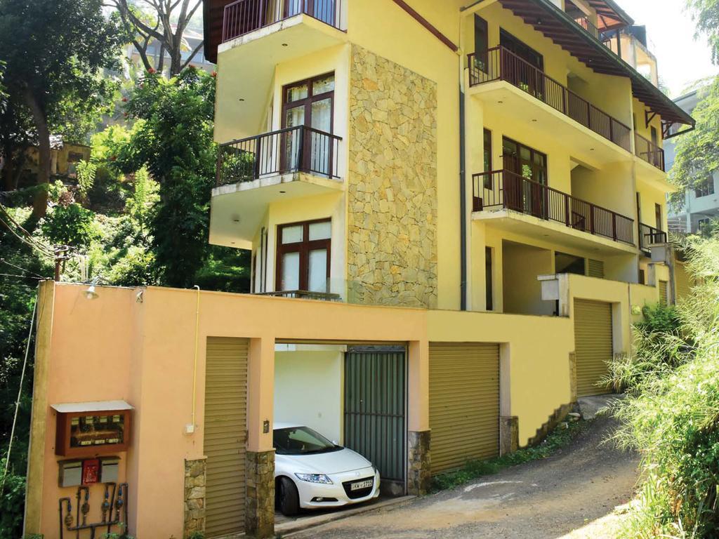 Aronka Homestay Kandy Ngoại thất bức ảnh