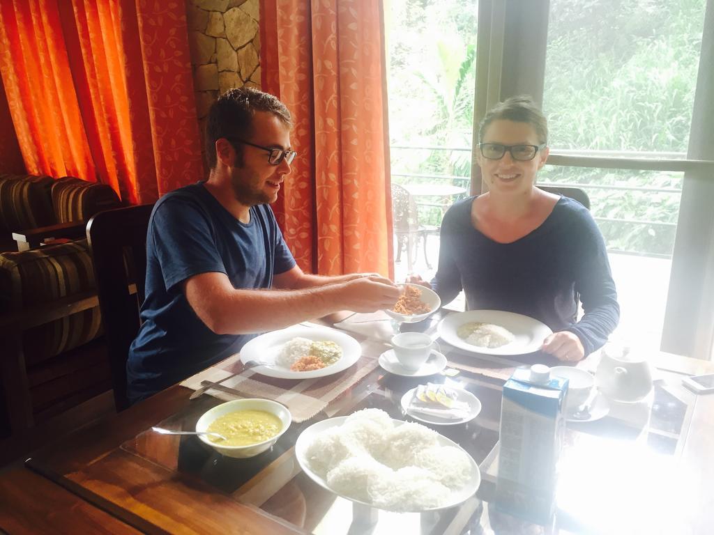 Aronka Homestay Kandy Ngoại thất bức ảnh