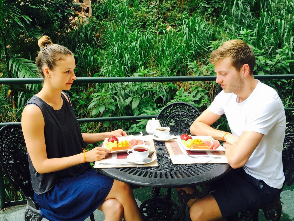 Aronka Homestay Kandy Ngoại thất bức ảnh