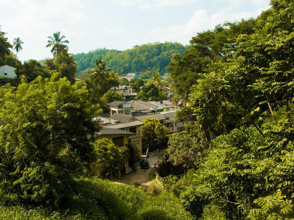 Aronka Homestay Kandy Ngoại thất bức ảnh