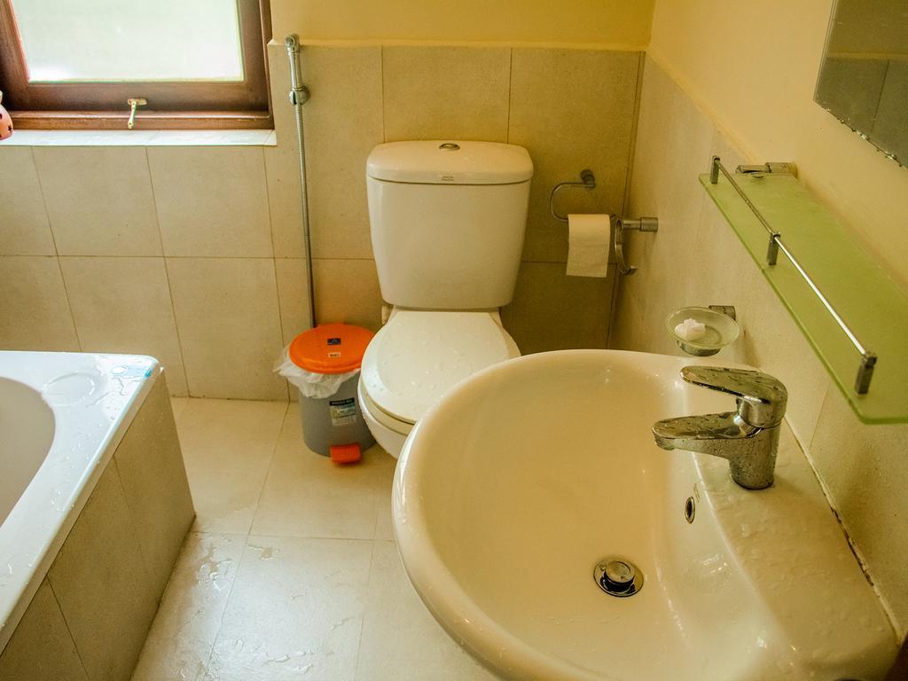 Aronka Homestay Kandy Ngoại thất bức ảnh