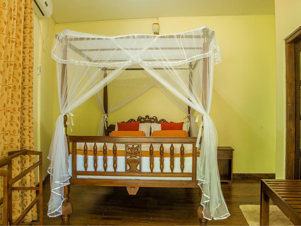 Aronka Homestay Kandy Ngoại thất bức ảnh