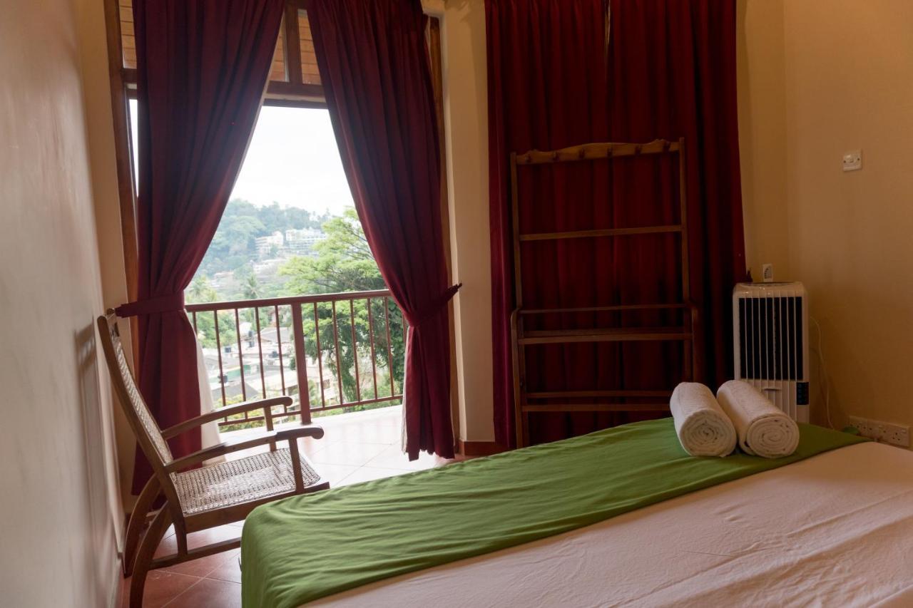 Aronka Homestay Kandy Ngoại thất bức ảnh